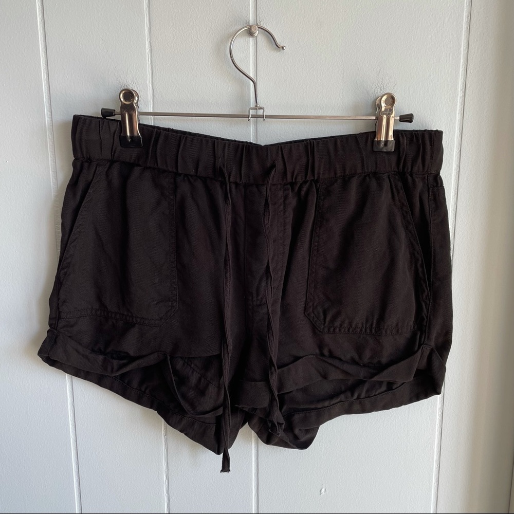 🛒✨Volcom Sunday Strut shorts